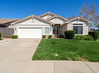 7985 Quaker Ridge Way, Sacramento, CA 95829