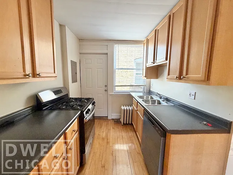 730 Elm St #301 — Photo 8