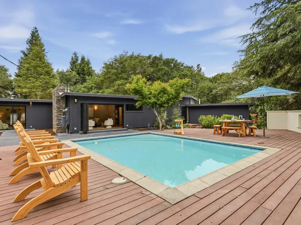 5830 Cuneo Court, Santa Rosa, CA 95401