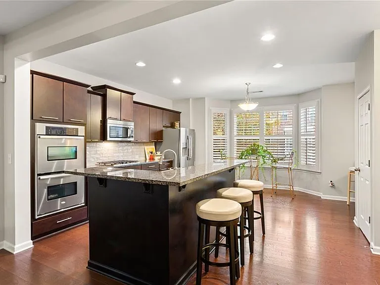 4324 Laurel Creek Ct SE — Photo 5
