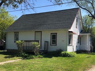 12107 Sharp Rd, Linden, MI 48451