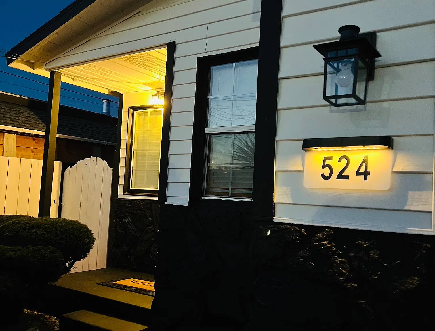 3 bed, 926 sqft, $3,300 — Photo 2