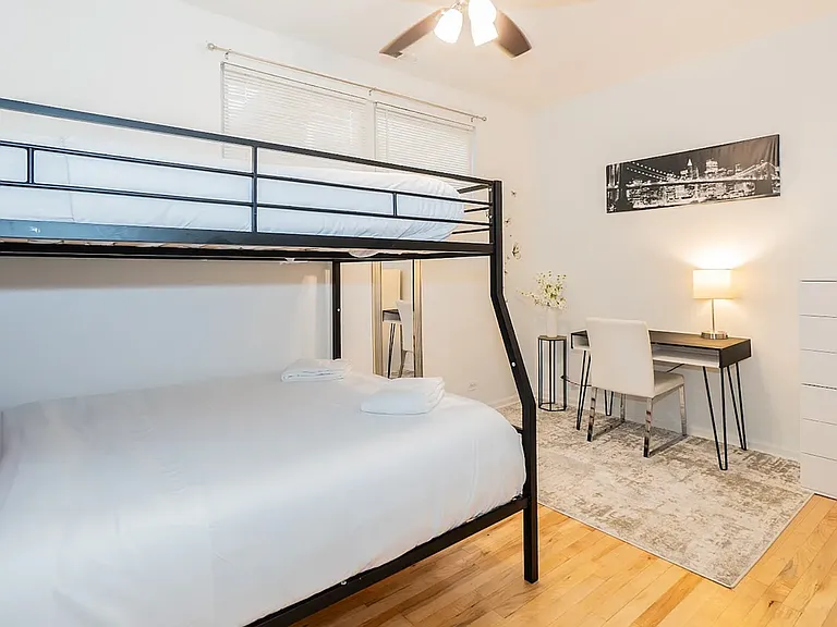 2544 N Burling St #1R — Photo 8
