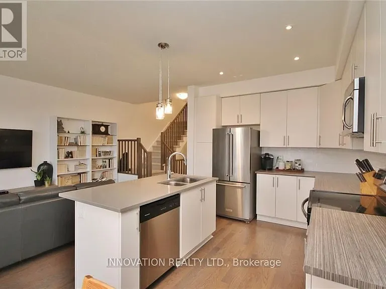 527 Rioja St — Photo 9
