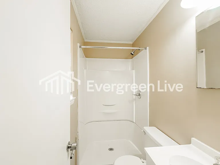 5021 Oak Leaf Cir — Photo 14