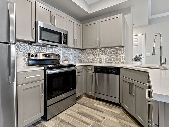 2nd image of 14555 Blanco Rd APT 2011