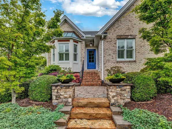 112 Ethans Glen Ct, Cary, NC 27513