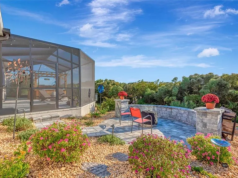 7213 Talamore Dr — Photo 35