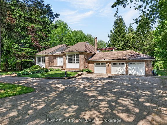 2nd image of 529 Campbellville Rd
