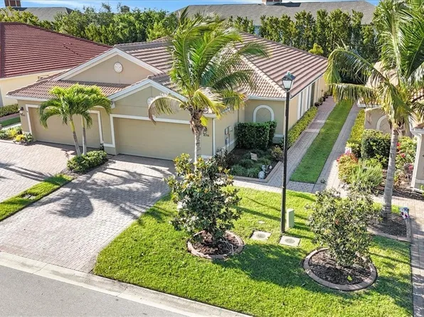 4198 Dutchess Park Rd, Fort Myers, FL 33916