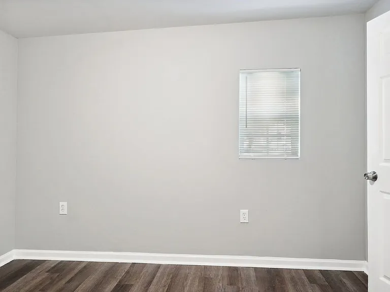 504 West 48th Street — Photo 10