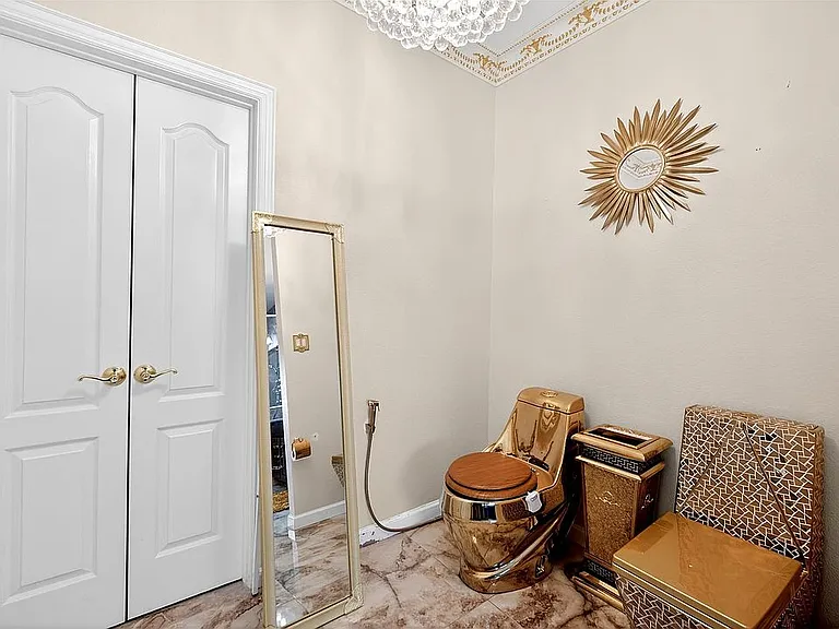 5218 Lake Terrace Ct — Photo 34