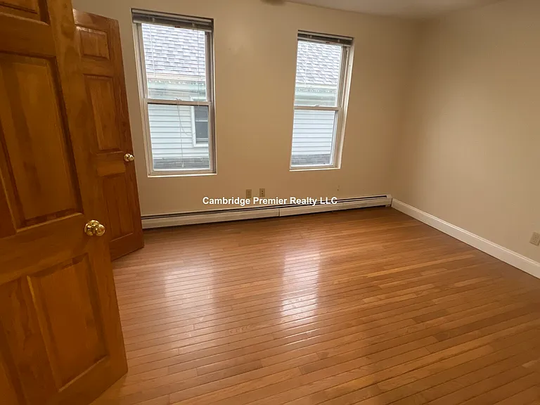 279 Pearl St #2L — Photo 6