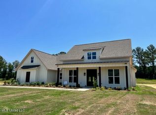126 Ole Magnolia Dr, Brandon, MS 39042