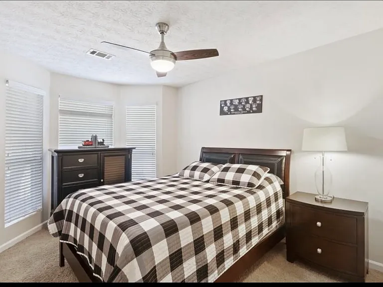 3269 Roundfield Cir — Photo 10
