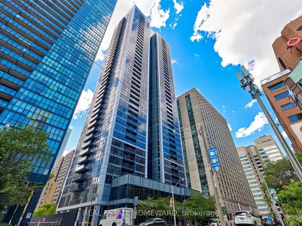 28 Ted Rogers Way #1410, Toronto, ON M4Y 2J4