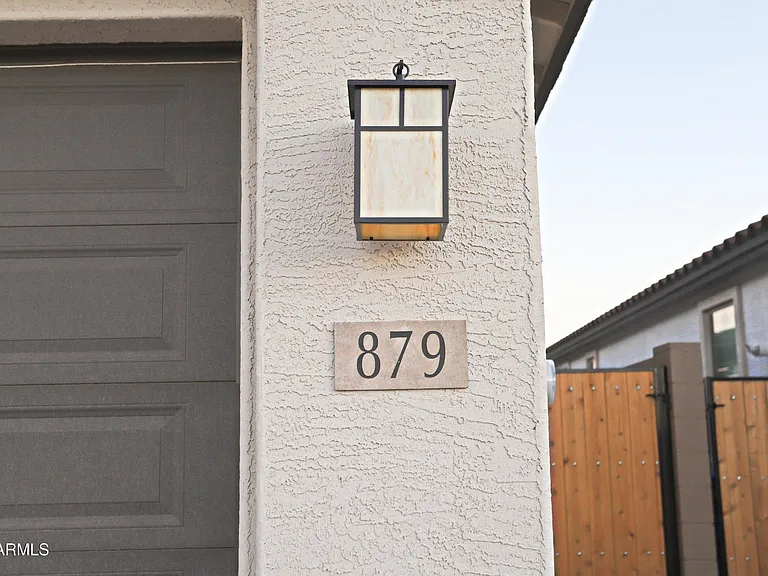 879 W Finch Dr — Photo 22