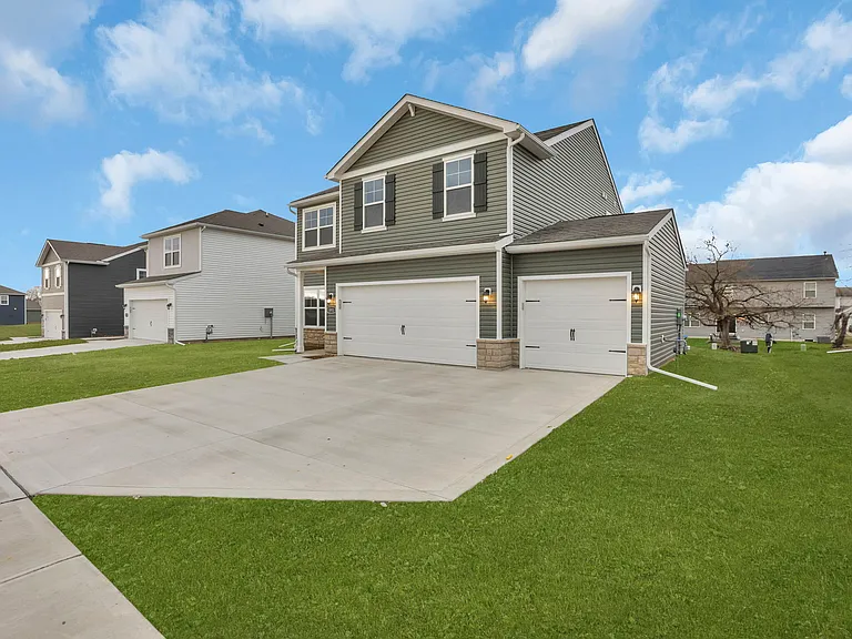 8190 Allegro Dr — Photo 2