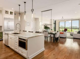 250 Spring St #823, Columbus, OH 43215