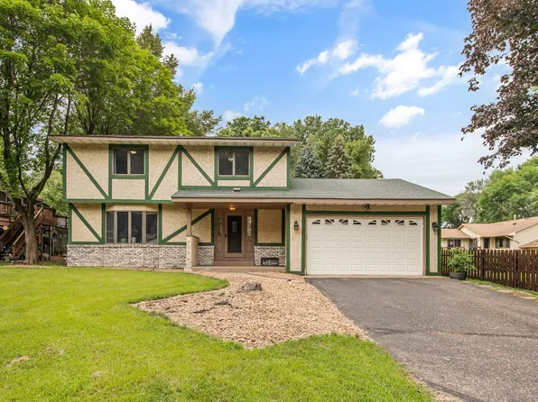 1491 Rice Creek Dr NE, Fridley, MN 55432