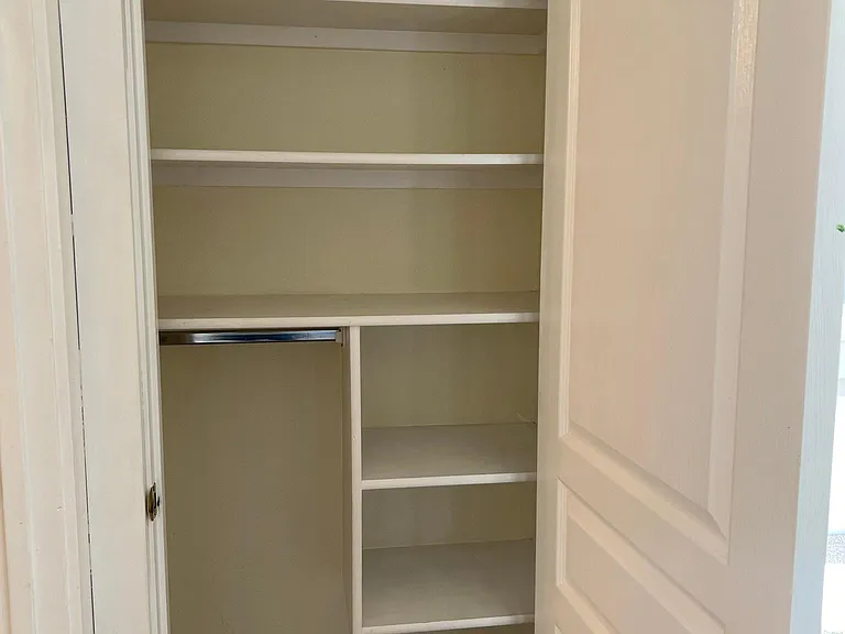 415 Augustina Ct — Photo 14