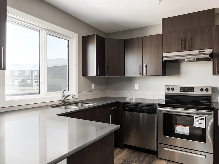 401 Athabasca Ave — Photo 29