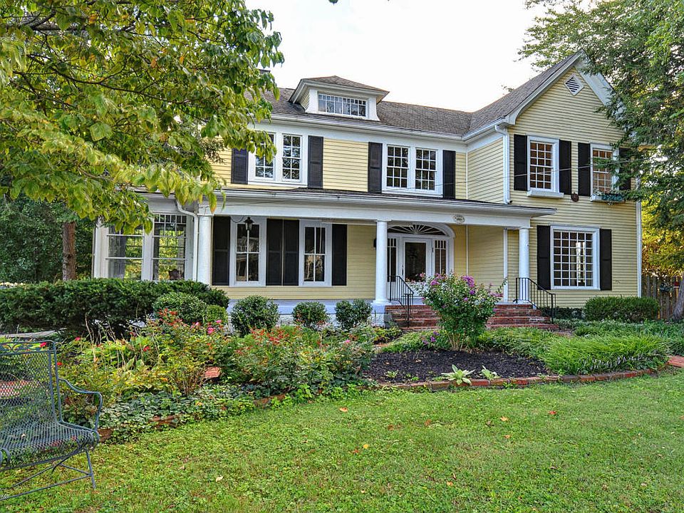 11800 Old Shelbyville Rd, Middletown, KY 40243 Zillow