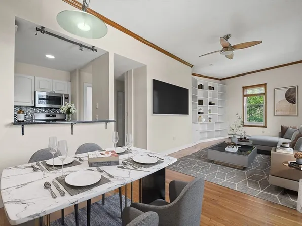 22 Church St APT 9, Boston, MA 02116