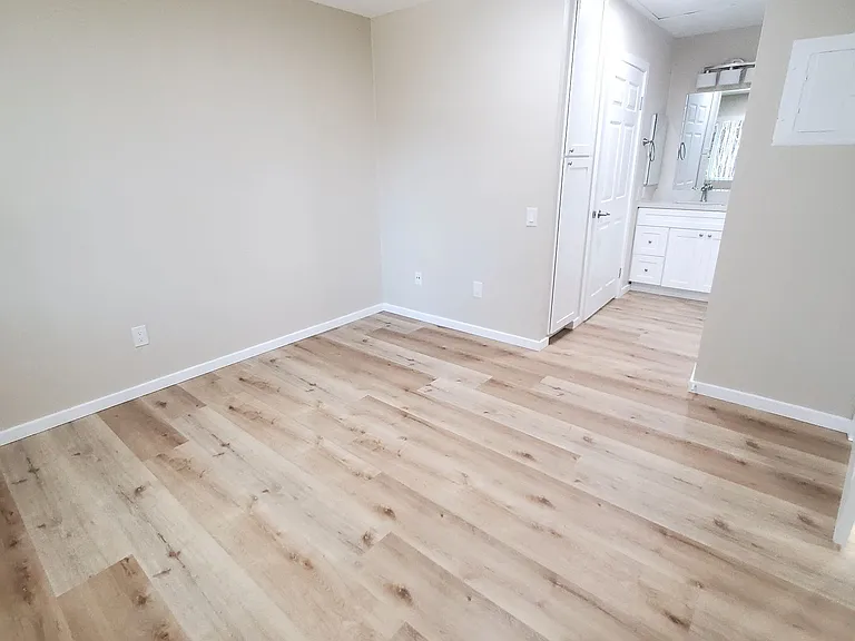 Creekside Senior Apartments — Photo 5
