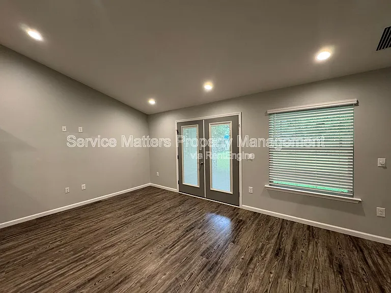 6848 Stirrup Ln — Photo 10