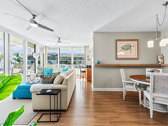 4th image of 3554 Ocean Drive 703s #304N