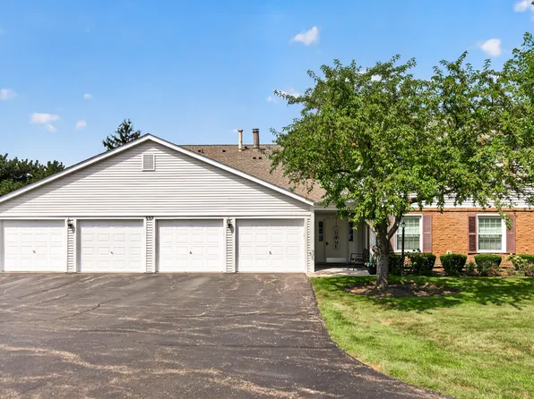 665 Thorntree Ct APT A1, Bartlett, IL 60103