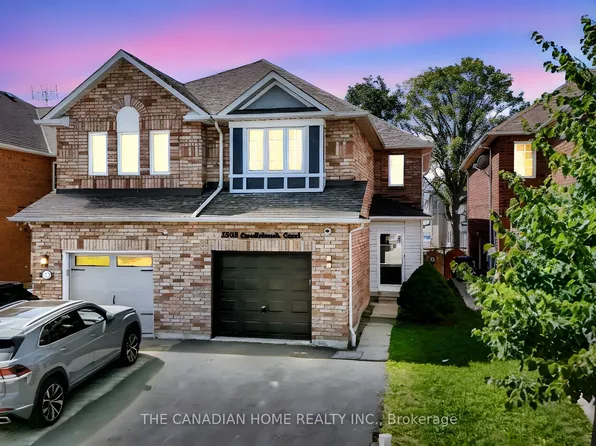 5938 Candlebrook Ct, Mississauga, ON L5V 2V5