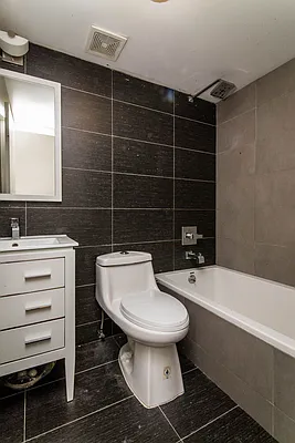 Rented by Nooklyn NYC LLC | media 22