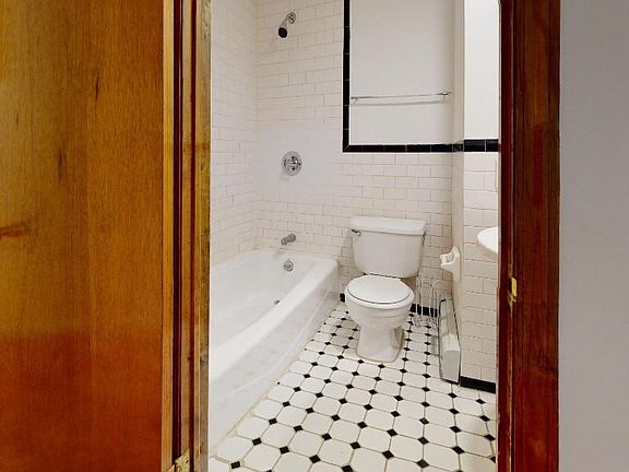 5th image of 175 Orchard St APT 2A