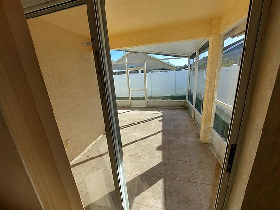 5th image of 9705 Yellow Stone Pl