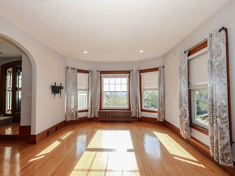 65 Hubbard St #2 — Photo 28