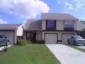 2nd image of 1425 SE Rivergreen Cir