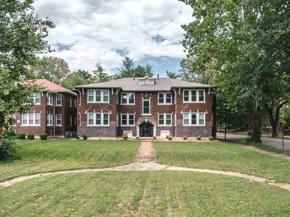 6603 University Dr, Saint Louis, MO 63130
