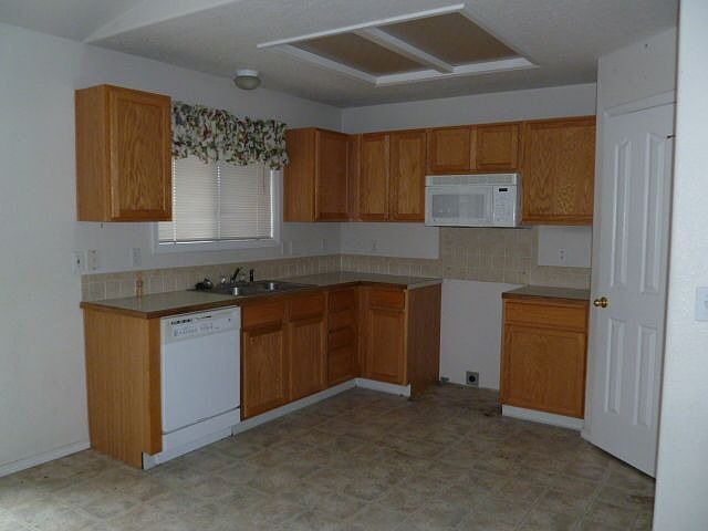 2nd image of 3921 Bismark Ave
