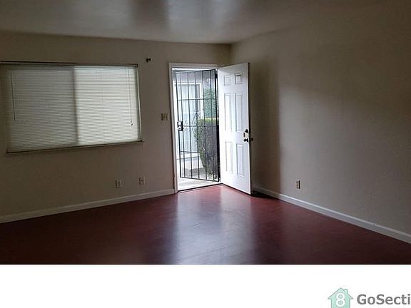 3rd image of 4398 Hamilton Ave APT C