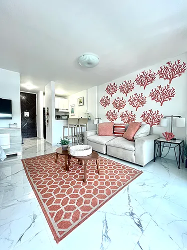 1479 Ashford Ave #204 Photo 1