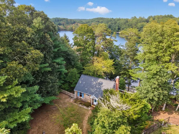 87 Pinecrest Beach Drive, East Falmouth, MA 02536