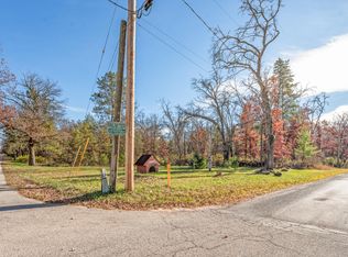 6356 Broadway Ave, Idlewild, MI 49642