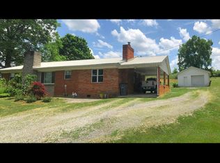 8186 Saint Clair Rd, Whitesburg, TN 37891