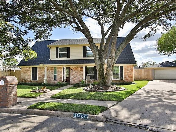 2nd image of 21423 Park Downe Ln