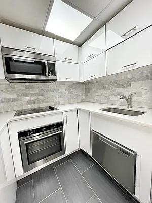 Rented by Corcoran | media 3