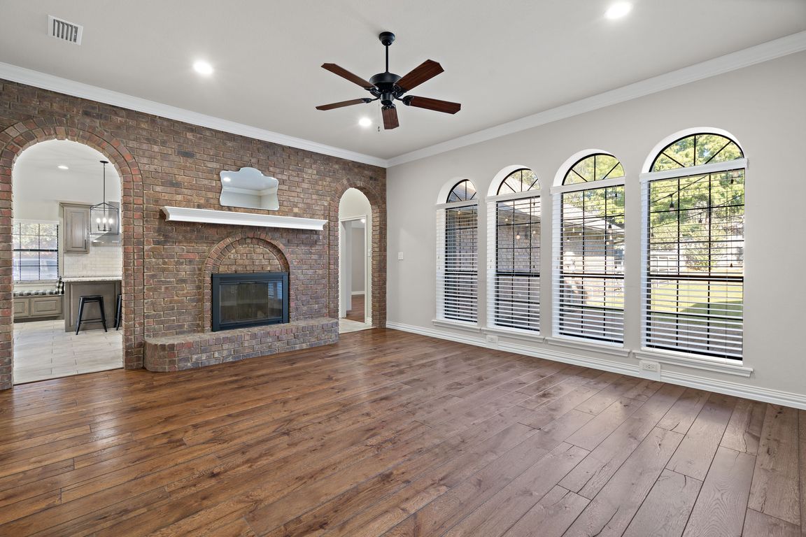 next background image