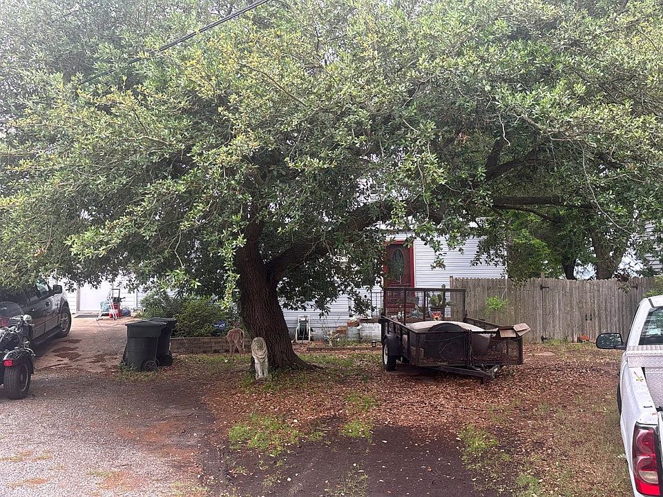 1st image of 486 Wind Mill Point Rd