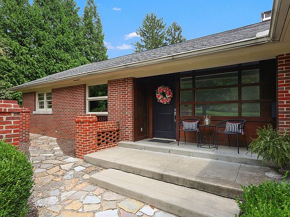 2nd image of 1337 Cooper Dr